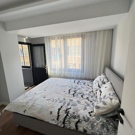 Zeytinburnu Merkezi Konumda, Sifir Daire & Esyalar Istanbul Exterior photo